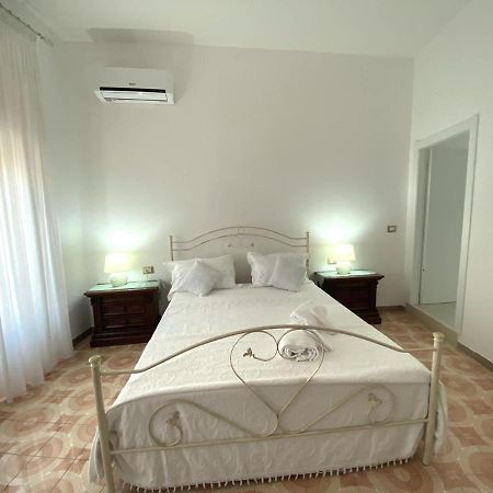 Le Fresie B&B SantʼAntìoco Kültér fotó